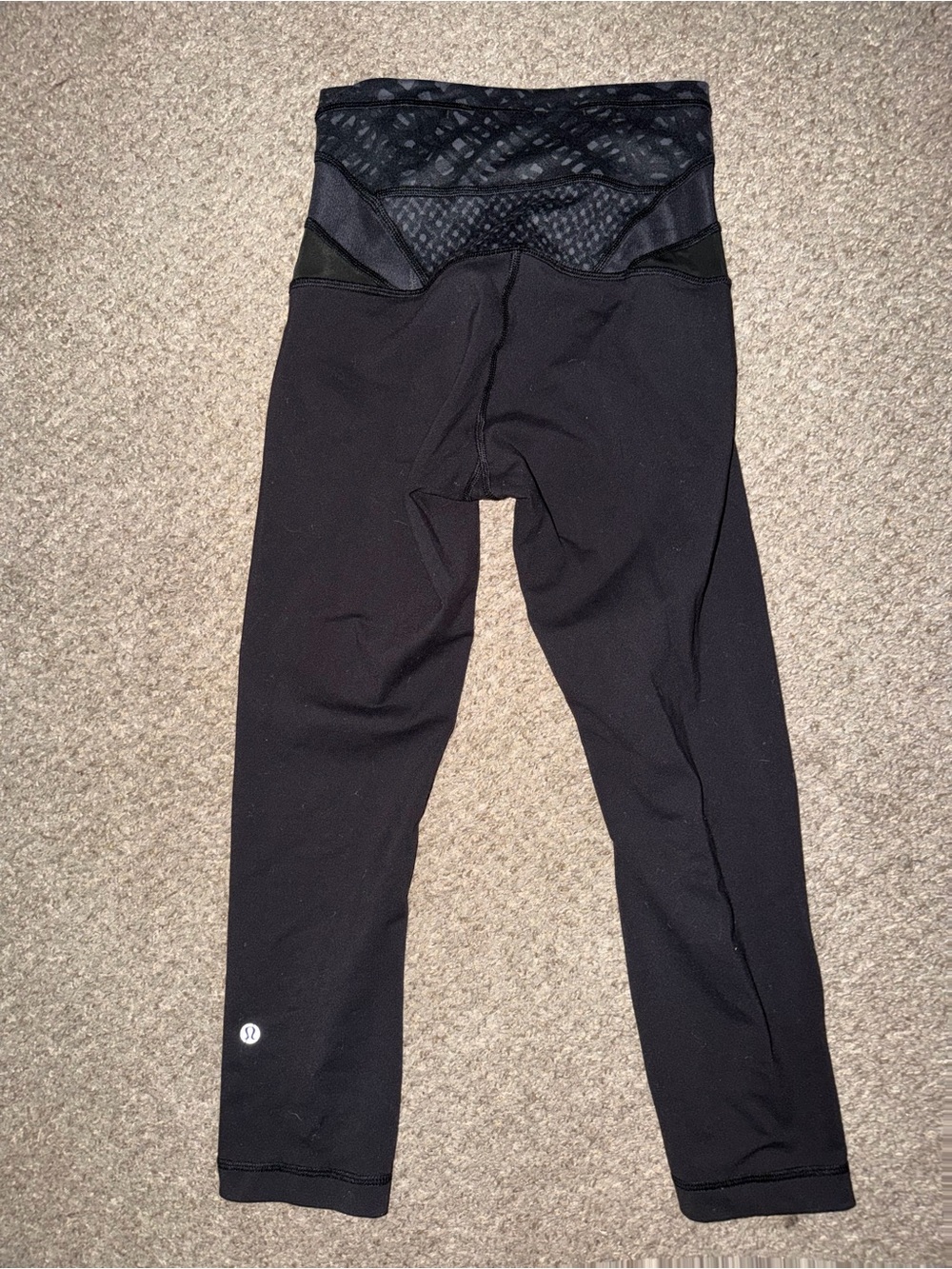 Lululemon Athletica Wunder Under Crop Reversible High Rise leggings size 4